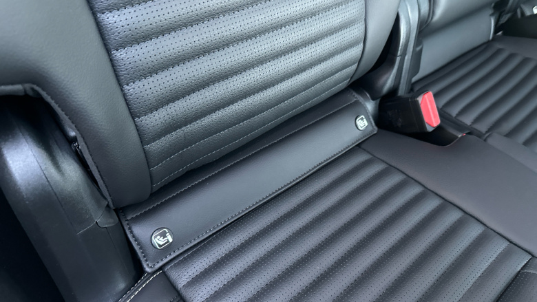 Land Rover Discovery 3.0 D350 Dynamic SE 5dr Auto Diesel Station Wagon